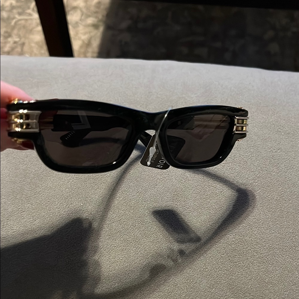 Bottega Veneta Black Sunglasses with Thick Frame and Dark Lenses